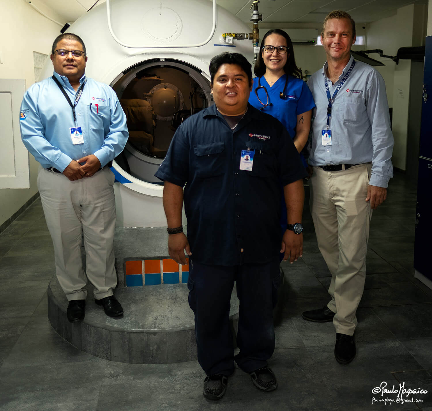 Hanns-Lampe-and-chamber-staff-2--Cozumel-4-Feb-202.jpg