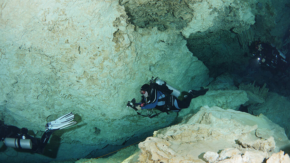 Cenotes_2---2.jpg